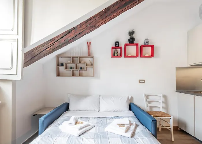 Guesthost - Piazza Castello Apartment Turin