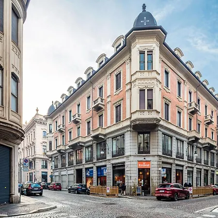 Guesthost - Piazza Castello *